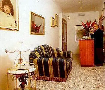 Hotel Tizi Roma 0*,  Italia